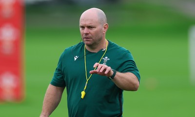 140926 Wales Women Rugby Training Session - Sean Lynn, Wales Head coach during a rugby training session ahead of the WXV matches against South Africa and USA