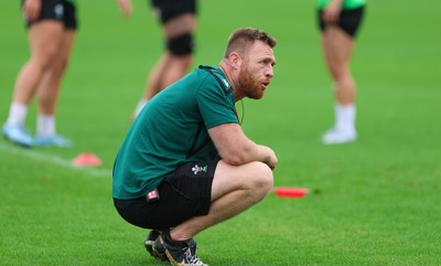 140926 Wales Women Rugby Training Session - Tyrone Holmes, Defence coach during a rugby training session ahead of the WXV matches against South Africa and USA