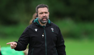 140926 Wales Women Rugby Training Session - Steve Salvin, Forwards Coach during a rugby training session ahead of the WXV matches against South Africa and USA