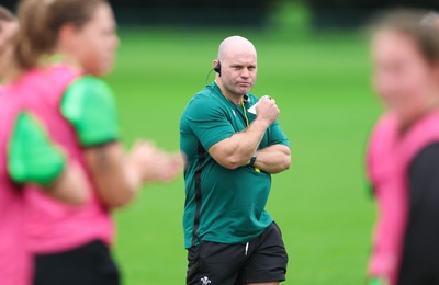 140926 Wales Women Rugby Training Session - Sean Lynn, Wales Head coach during a rugby training session ahead of the WXV matches against South Africa and USA