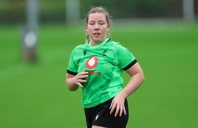 140926 Wales Women Rugby Training Session - Elan Jones during a rugby training session ahead of the WXV matches against South Africa and USA