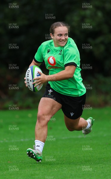 140926 Wales Women Rugby Training Session - Shanelle Williams during a rugby training session ahead of the WXV matches against South Africa and USA