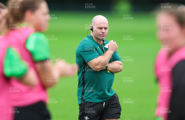 140926 Wales Women Rugby Training Session - Sean Lynn, Wales Head coach during a rugby training session ahead of the WXV matches against South Africa and USA