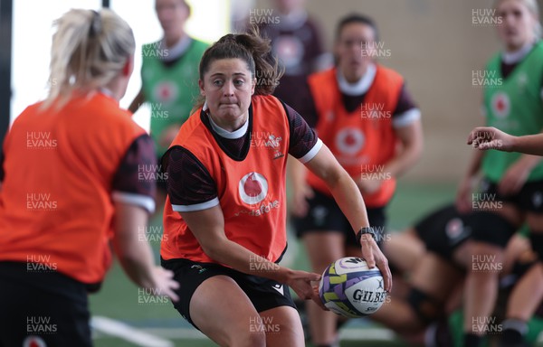 141023 - Wales Women Training Session -  Robyn Wilkins during a rugby training session at the NZCIS in Wellington
