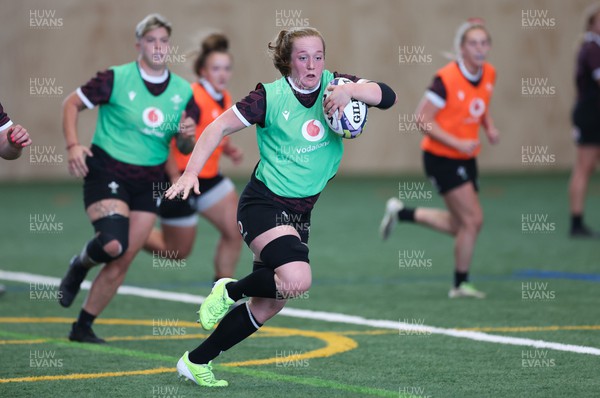 141023 - Wales Women Training Session -  Abbie Fleming during a rugby training session at the NZCIS in Wellington