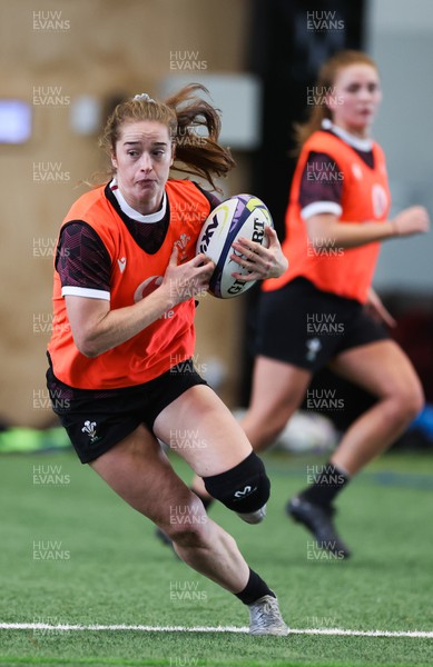 141023 - Wales Women Training Session -  Lisa Neumann during a rugby training session at the NZCIS in Wellington