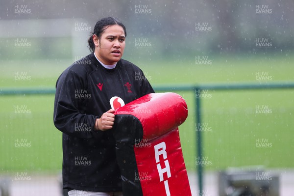 150224 - Wales Women Extended Squad Training session - Sisilia Tuipulotu during training session as preparations get under way for the Women’s 6 Nations