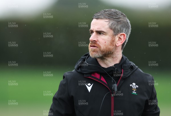 150224 - Wales Women Extended Squad Training session - Eifion Roberts, strength and conditioning coach, during training session as preparations get under way for the Women’s 6 Nations