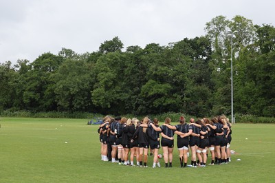 150725 - Wales Women Rugby training - The Wales Women’s squad huddle up during a training session ahead of their two match tour against Australia