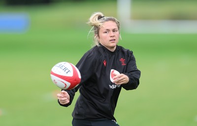 150725 - Wales Women Rugby training - Hannah Bluck during a training session ahead of their two match tour against Australia