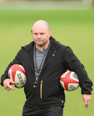 150725 - Wales Women Rugby training - Sean Lynn, Wales Women head coach, during a training session ahead of their two match tour against Australia