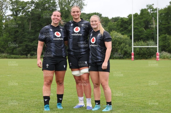 150725 - Wales Women Rugby training - Katherine Baverstock, Tilly Vucaj and Seren Lockwood during a training session ahead of their two match tour against Australia