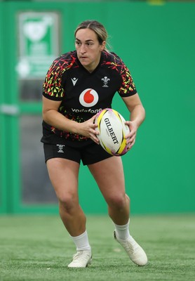 150825 - Wales Women Rugby Training - Courtney Keight during their final training session at their Vale headquarters before heading to Manchester for the start of the Women’s Rugby World Cup