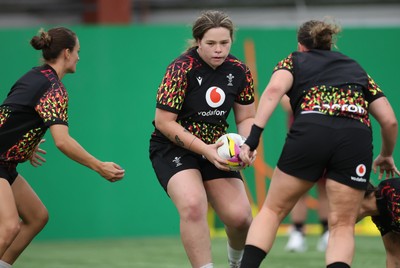 150825 - Wales Women Rugby Training - Maisie Davies during their final training session at their Vale headquarters before heading to Manchester for the start of the Women’s Rugby World Cup
