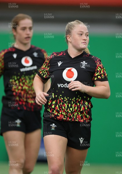 150825 - Wales Women Rugby Training - Seren Lockwood during their final training session at their Vale headquarters before heading to Manchester for the start of the Women’s Rugby World Cup