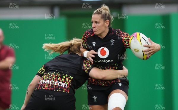 150825 - Wales Women Rugby Training - Kerin Lake during their final training session at their Vale headquarters before heading to Manchester for the start of the Women’s Rugby World Cup
