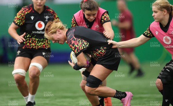 150825 - Wales Women Rugby Training - Georgia Evans during their final training session at their Vale headquarters before heading to Manchester for the start of the Women’s Rugby World Cup