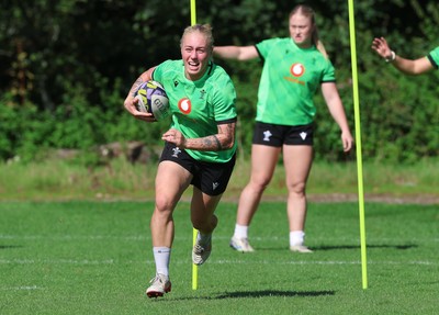 150926 Wales Women Rugby Training Session - Nikita Prothero during a training session ahead of the WXV match against South Africa 