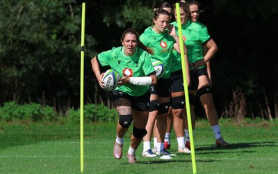 150926 Wales Women Rugby Training Session - Georgia Evans during a training session ahead of the WXV match against South Africa 