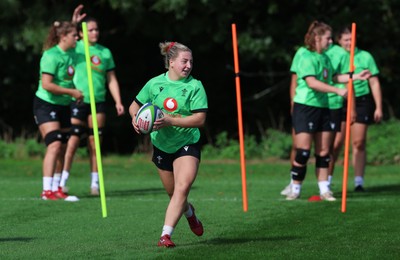 150926 Wales Women Rugby Training Session - Molly Reardon during a training session ahead of the WXV match against South Africa 