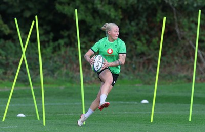 150926 Wales Women Rugby Training Session - Nikita Prothero during a training session ahead of the WXV match against South Africa 