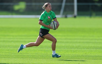 150926 Wales Women Rugby Training Session - Amy Williams during a training session ahead of the WXV match against South Africa 