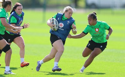 150926 Wales Women Rugby Training Session - Savannah Picton-Powell takes on Jenna De Vera during a training session ahead of the WXV matches against South Africa and USA