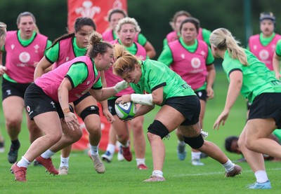 150926 Wales Women Rugby Training Session - Georgia Evans during a training session ahead of the WXV match against South Africa 