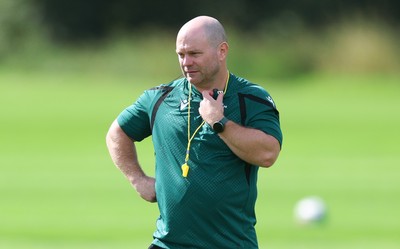 150926 Wales Women Rugby Training Session - Sean Lynn, Wales Head coach  during a training session ahead of the WXV match against South Africa 
