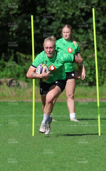 150926 Wales Women Rugby Training Session - Nikita Prothero during a training session ahead of the WXV match against South Africa 