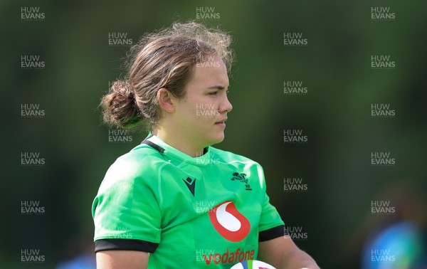 150926 Wales Women Rugby Training Session - Shanelle Williams during a training session ahead of the WXV match against South Africa 