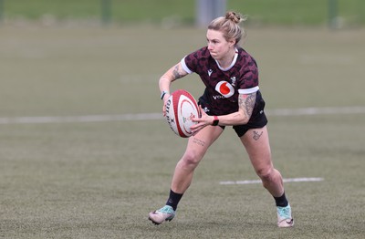 160424 - Wales Women Rugby Training - Keira Bevan during a training session ahead of Wales’ Guinness Women’s 6 Nations match against France