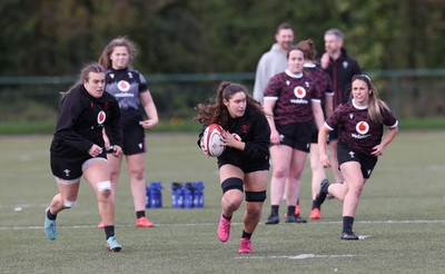 160424 - Wales Women Rugby Training - Gwennan Hopkins during a training session ahead of Wales’ Guinness Women’s 6 Nations match against France