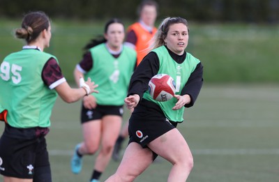 160424 - Wales Women Rugby Training - Hannah Bluck during a training session ahead of Wales’ Guinness Women’s 6 Nations match against France