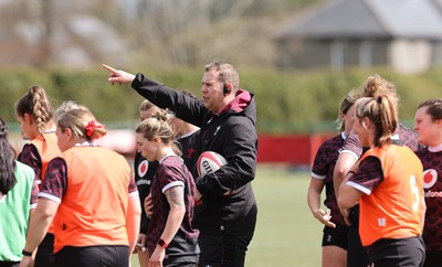 160424 - Wales Women Rugby Training -  Ioan Cunningham, Wales Women head coach, during a training session ahead of Wales’ Guinness Women’s 6 Nations match against France