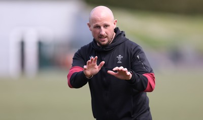 160424 - Wales Women Rugby Training -  Mike Hill, Wales Women forwards coach, during a training session ahead of Wales’ Guinness Women’s 6 Nations match against France