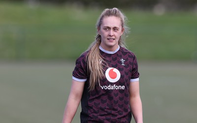 160424 - Wales Women Rugby Training -  Hannah Jones during a training session ahead of Wales’ Guinness Women’s 6 Nations match against France