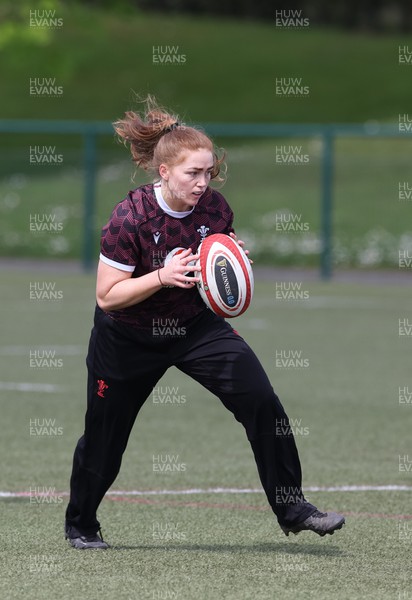 160424 - Wales Women Rugby Training - Niamh Terry during a training session ahead of Wales’ Guinness Women’s 6 Nations match against France