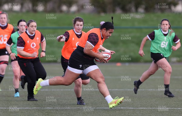 160424 - Wales Women Rugby Training - Sisilia Tuipulotu during a training session ahead of Wales’ Guinness Women’s 6 Nations match against France