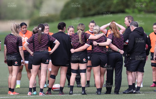 160424 - Wales Women Rugby Training - The Wales team huddle up during a training session ahead of Wales’ Guinness Women’s 6 Nations match against France