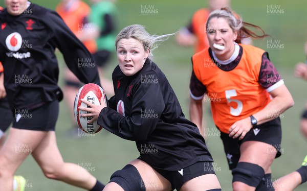 160424 - Wales Women Rugby Training - Alex Callender during a training session ahead of Wales’ Guinness Women’s 6 Nations match against France