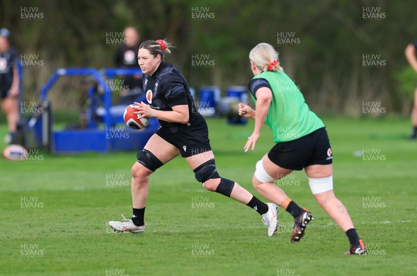160425 - Wales Women Rugby Training Session - Bethan Lewis during training session ahead of the Guinness Women’s Six Nations match against Ireland