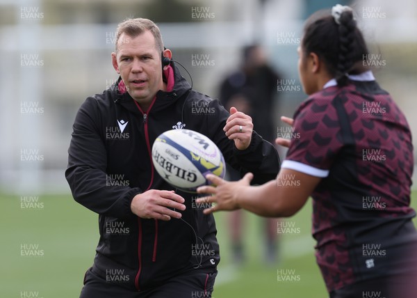 161023 - Wales Women Rugby Training Session - Ioan Cunningham during a training session at NZCIS ahead of their first WXV1 match against Canada in Wellington 