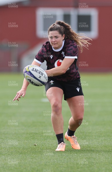 161023 - Wales Women Rugby Training Session - Robyn Wilkins during a training session at NZCIS ahead of their first WXV1 match against Canada in Wellington 