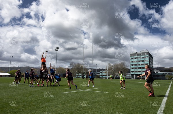 161023 - Wales Women Rugby Training Session - The Wales squad during a training session at NZCIS ahead of their first WXV1 match against Canada in Wellington 