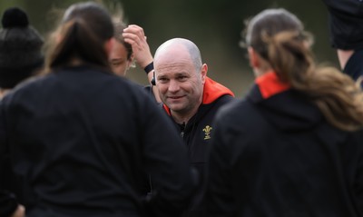 170325 Wales Women 6 Nations Rugby Training - New Wales Women head coach Sean Lynn takes charge of his first full training session, ahead of the opening Women’s Six  Nations match against Scotland