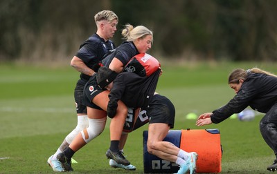 170325 Wales Women 6 Nations Rugby Training - Wales Women during training ahead of the opening Women’s Six Nations match against Scotland