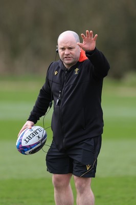 170325 Wales Women 6 Nations Rugby Training - New Wales Women head coach Sean Lynn takes charge of his first full training session, ahead of the opening Women’s Six  Nations match against Scotland