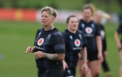 170325 Wales Women 6 Nations Rugby Training - Donna Rose during training ahead of the opening Women’s Six Nations match against Scotland