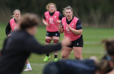 170325 Wales Women 6 Nations Rugby Training - Gwenllian Pyrs during training ahead of the opening Women’s Six Nations match against Scotland